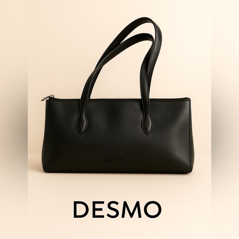 Desmo Black Textured Leather Tote | Made in‎ Italy